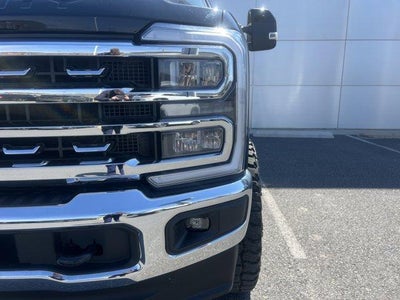 2024 Ford Super Duty F-250 SRW LARIAT 4WD Crew Cab 6.75' Box