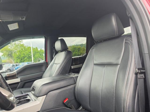 2022 Ford Super Duty F-350 SRW LARIAT 4WD Crew Cab 6.75' Box