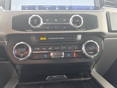 2022 Ford Super Duty F-350 SRW LARIAT 4WD Crew Cab 6.75' Box