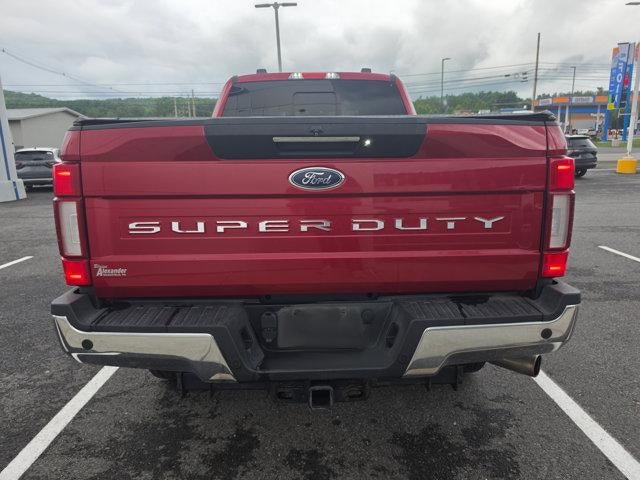 2022 Ford Super Duty F-350 SRW LARIAT 4WD Crew Cab 6.75' Box