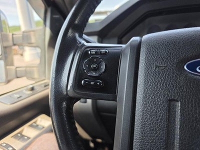 2016 Ford Super Duty F-350 SRW 4WD Crew Cab 6-3/4 Ft Box Lariat