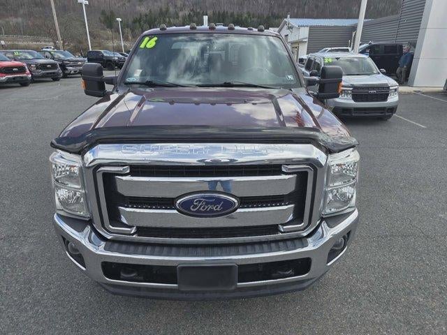 2016 Ford Super Duty F-350 SRW 4WD Crew Cab 6-3/4 Ft Box Lariat