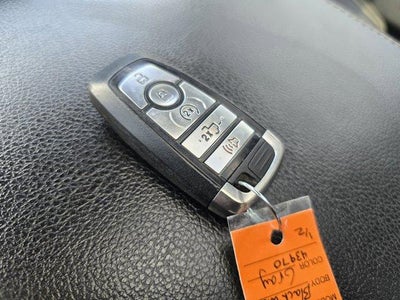 2021 Ford Super Duty F-350 SRW LARIAT 4WD Crew Cab 6.75' Box