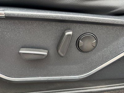 2023 Ford F-150 LARIAT 4WD SuperCrew 5.5' Box