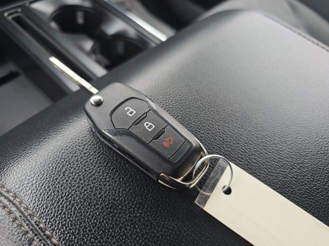 2022 Ford F-150 XL 4WD SuperCrew 5.5' Box