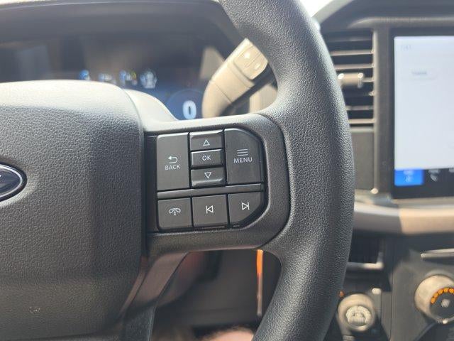 2025 Ford F-150 XL 4WD Reg Cab 8' Box