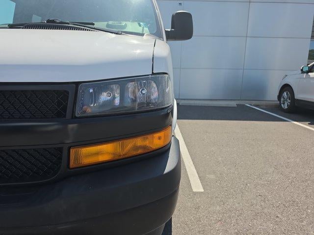 2024 Chevrolet Express Passenger 3500 Extended Wheelbase Rear-Wheel Drive 1LS