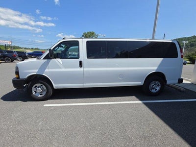 2024 Chevrolet Express Passenger 3500 Extended Wheelbase Rear-Wheel Drive 1LS