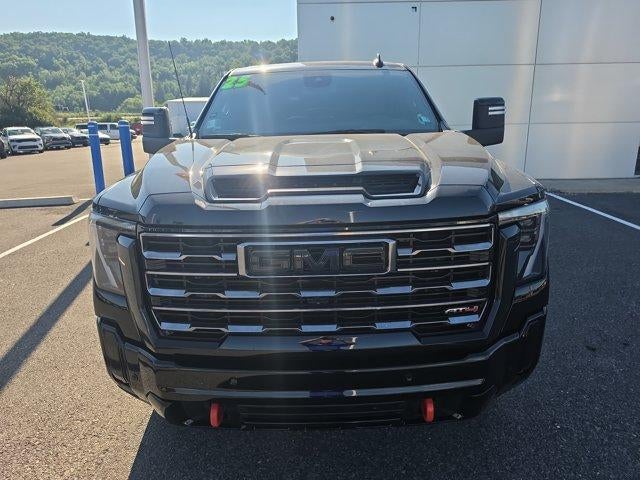 2025 GMC Sierra 2500 HD Crew Cab Standard Box 4-Wheel Drive AT4