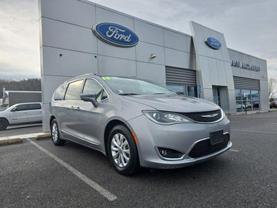 2018 Chrysler Pacifica Touring L FWD