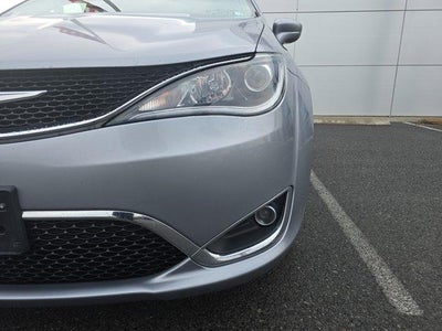 2018 Chrysler Pacifica Touring L FWD