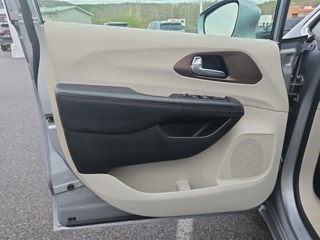 2018 Chrysler Pacifica Touring L FWD