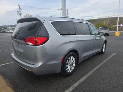 2018 Chrysler Pacifica Touring L FWD
