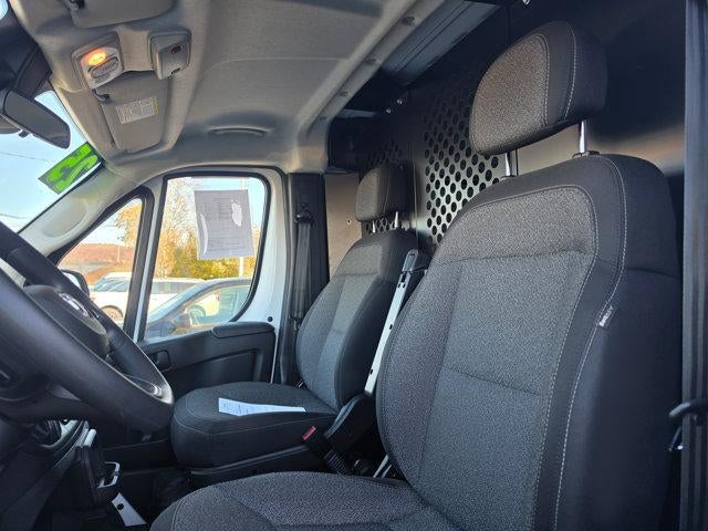 2025 RAM ProMaster Cargo Van Tradesman 2500 Low Roof 136" WB w/Pass Seat