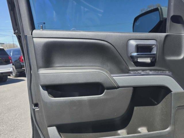 2015 Chevrolet Silverado 1500 Crew Cab Short Box 4-Wheel Drive LT Z71