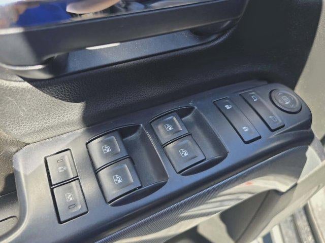 2015 Chevrolet Silverado 1500 Crew Cab Short Box 4-Wheel Drive LT Z71