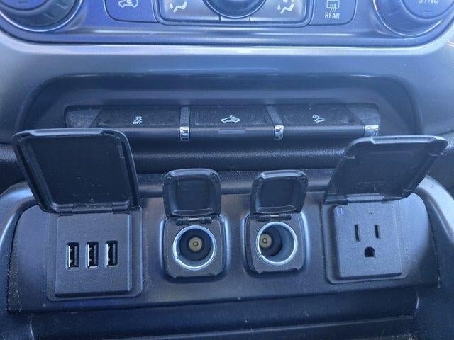 2015 Chevrolet Silverado 1500 Crew Cab Short Box 4-Wheel Drive LT Z71