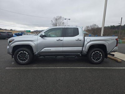 2025 Toyota Tacoma 4WD 4WD TRD Sport Double Cab 5' Bed MT (Natl)