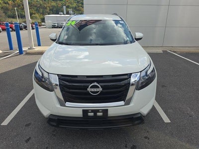 2024 Nissan Pathfinder SV 4WD
