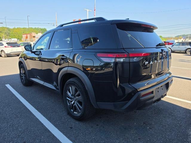 2022 Nissan Pathfinder SV 4WD