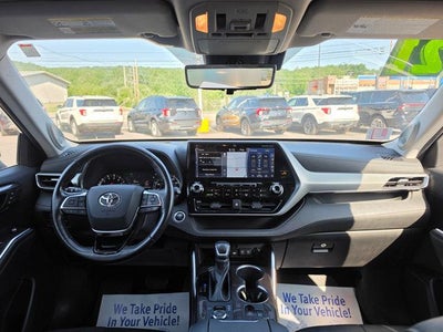 2021 Toyota Highlander Platinum AWD (Natl)