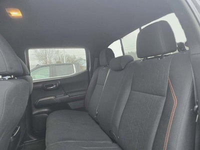 2018 Toyota Tacoma SR Double Cab 5' Bed V6 4x4 AT (GS)