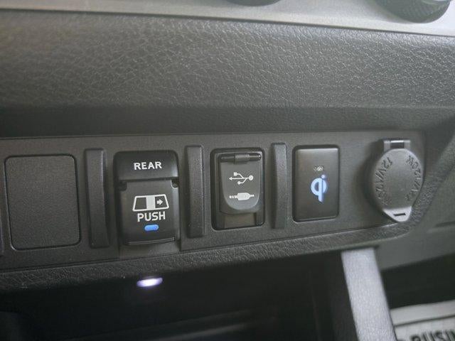 2018 Toyota Tacoma SR Double Cab 5' Bed V6 4x4 AT (GS)