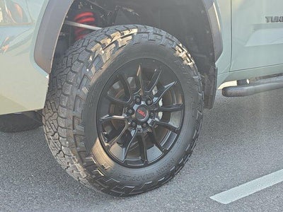 2023 Toyota Tundra 4WD 4WD SR5 CrewMax 5.5' Bed (SE)