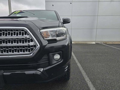 2017 Toyota Tacoma TRD Sport Access Cab 6' Bed V6 4x4 MT (Natl)