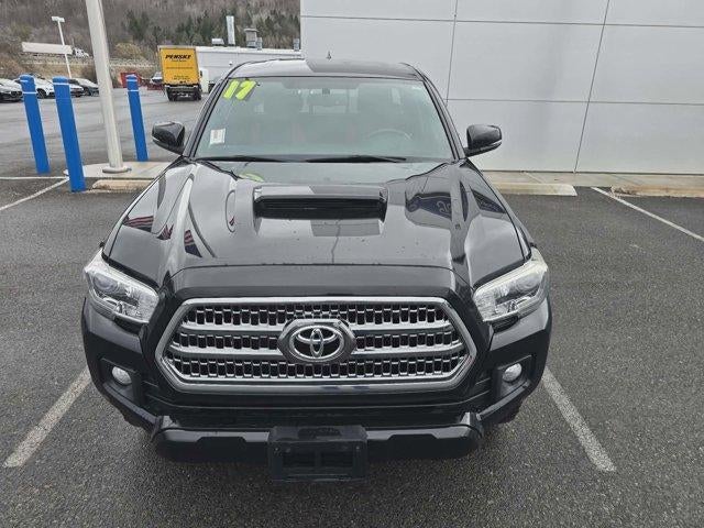 2017 Toyota Tacoma TRD Sport Access Cab 6' Bed V6 4x4 MT (Natl)