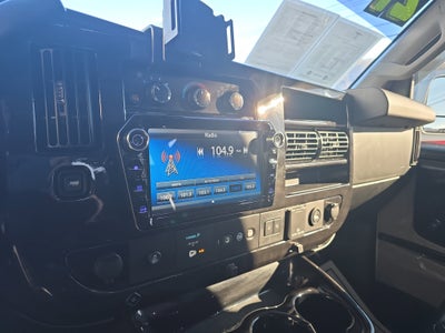 2021 Chevrolet Express Passenger 2500 1LS