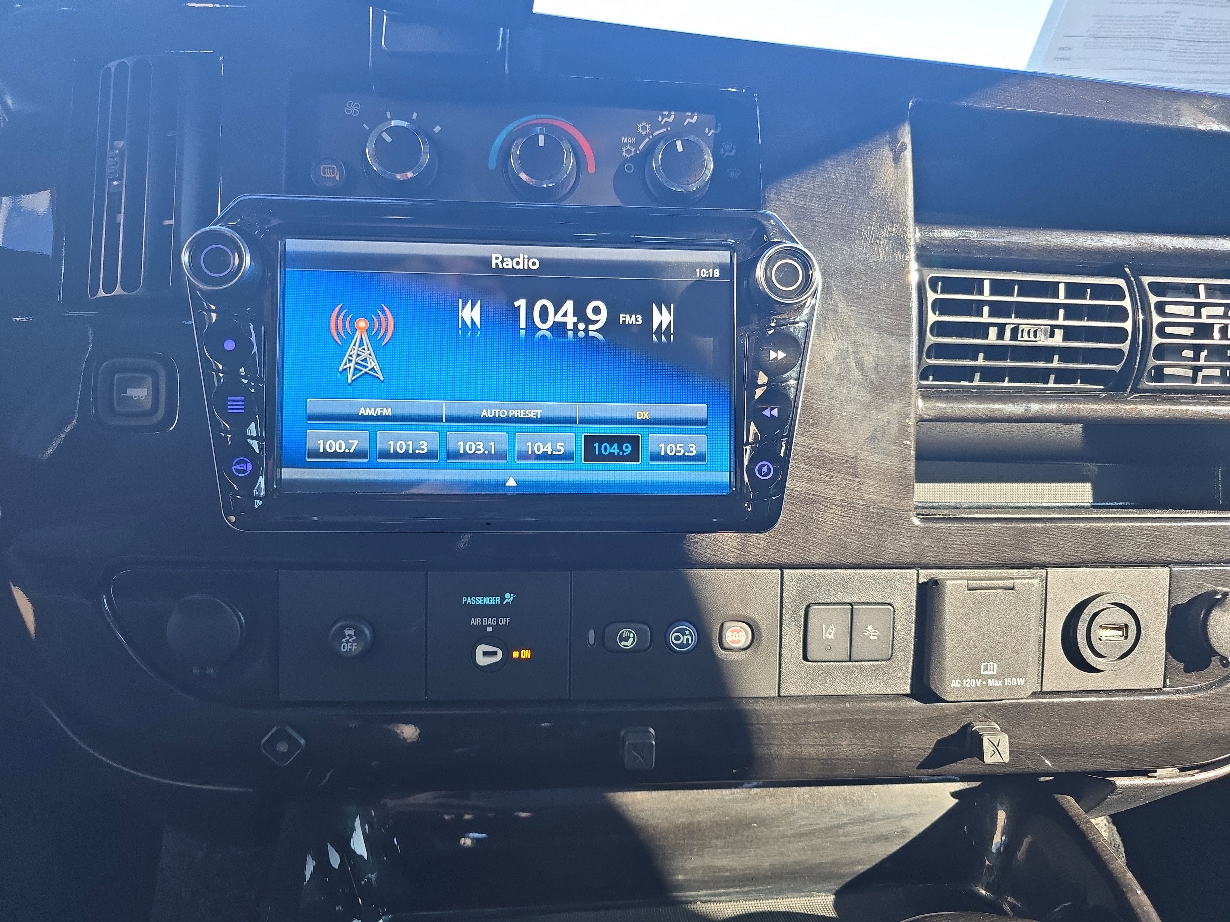 2021 Chevrolet Express Passenger 2500 1LS