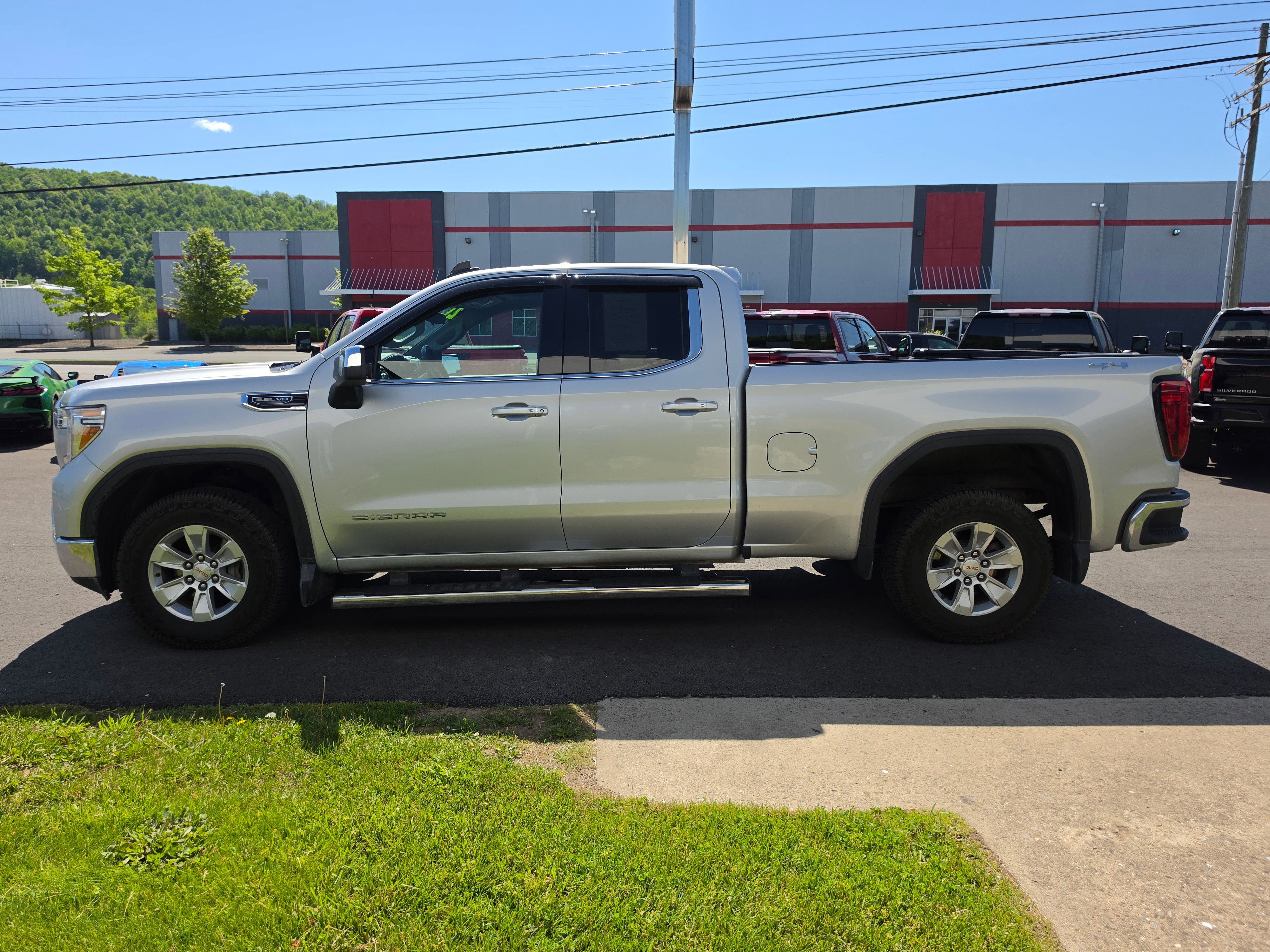2021 GMC Sierra 1500 SLE