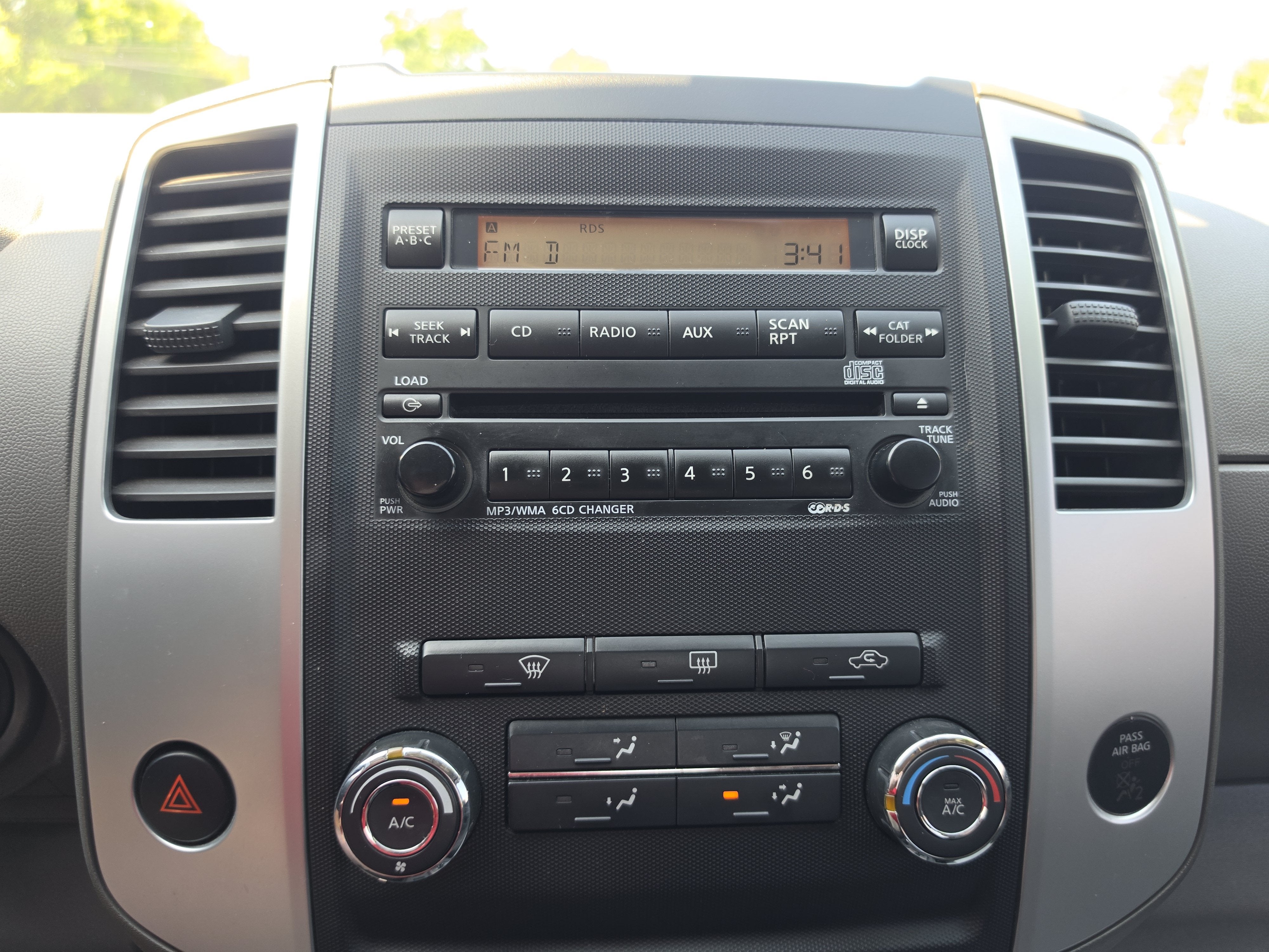 2012 Nissan Frontier SV