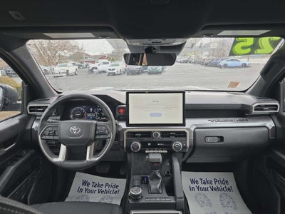 2025 Toyota Tacoma 4WD SR