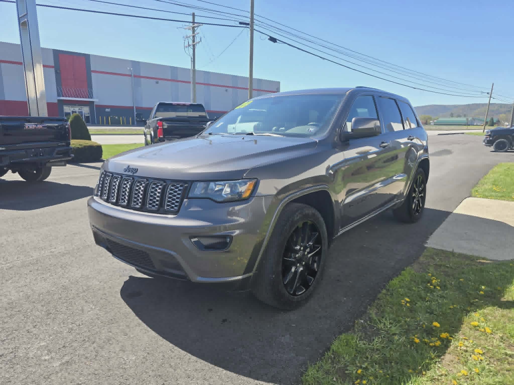 2020 Jeep Grand Cherokee Altitude