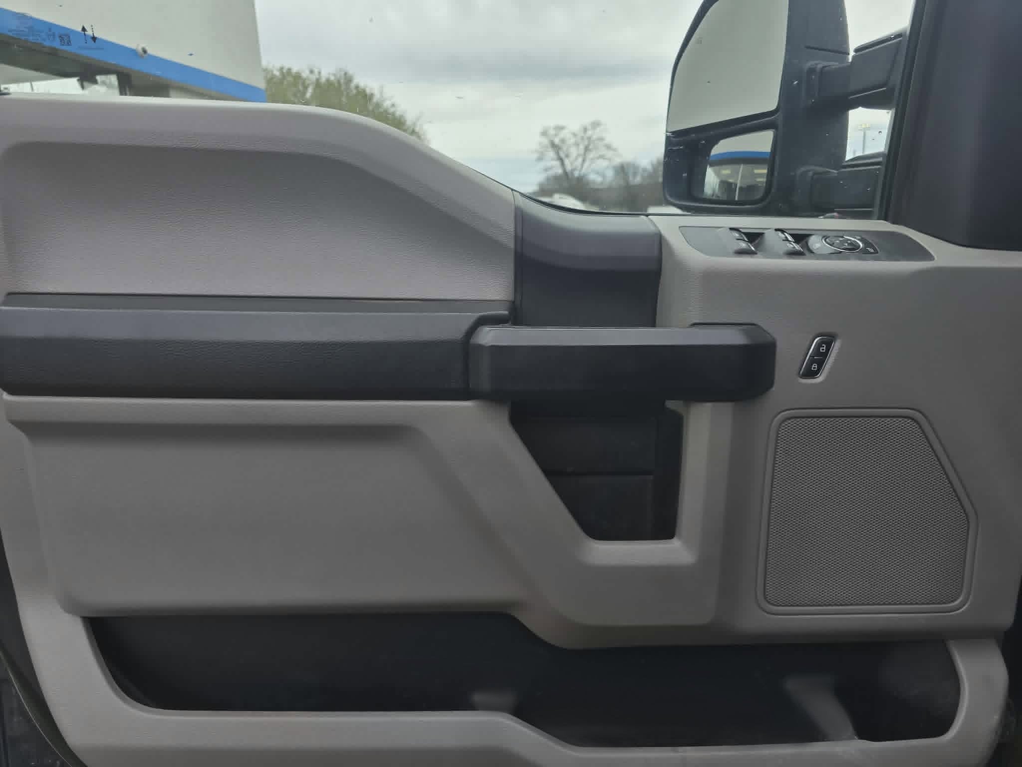 2020 Ford Super Duty F-350 SRW XL
