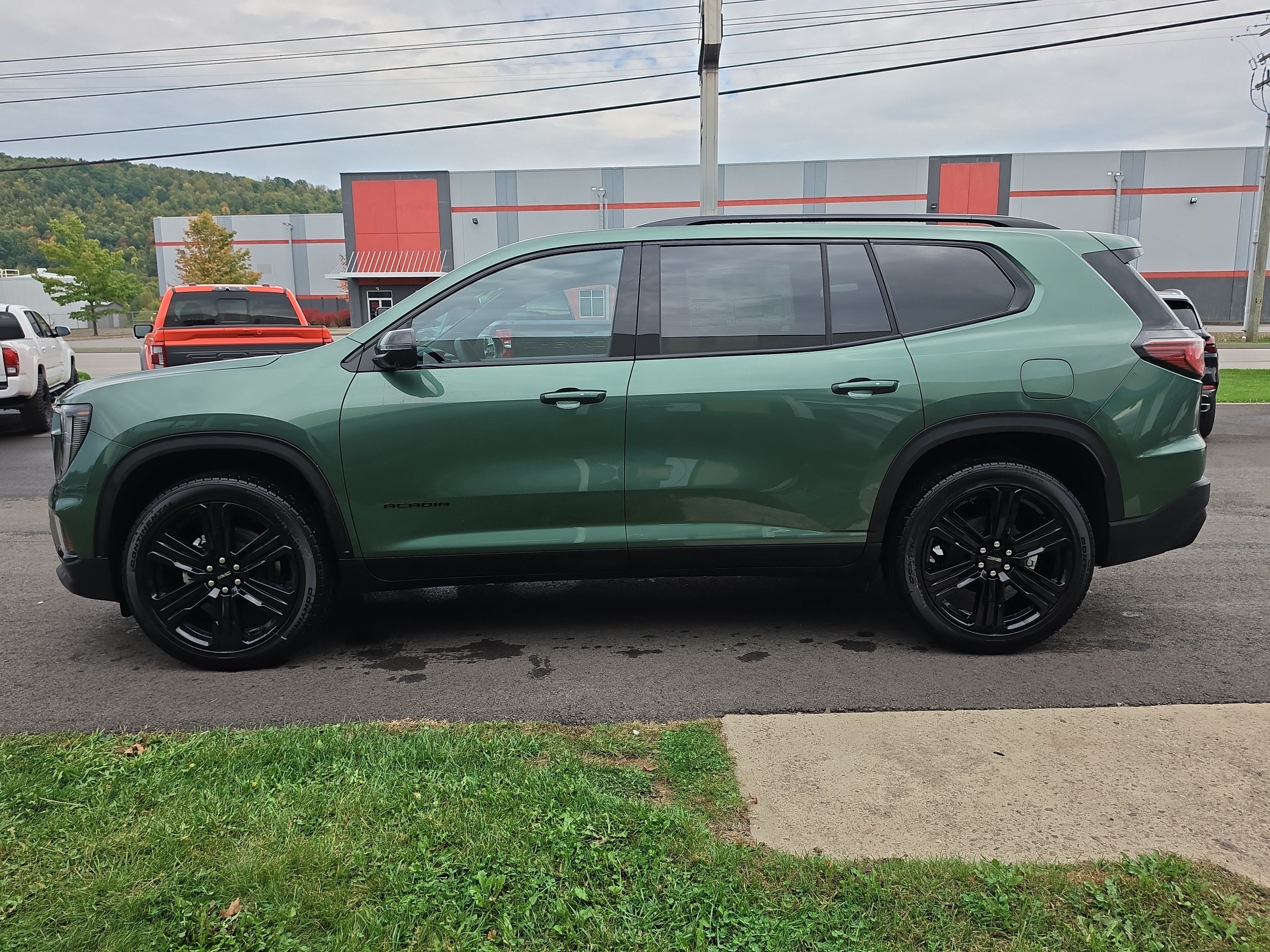 2027 GMC Acadia Elevation