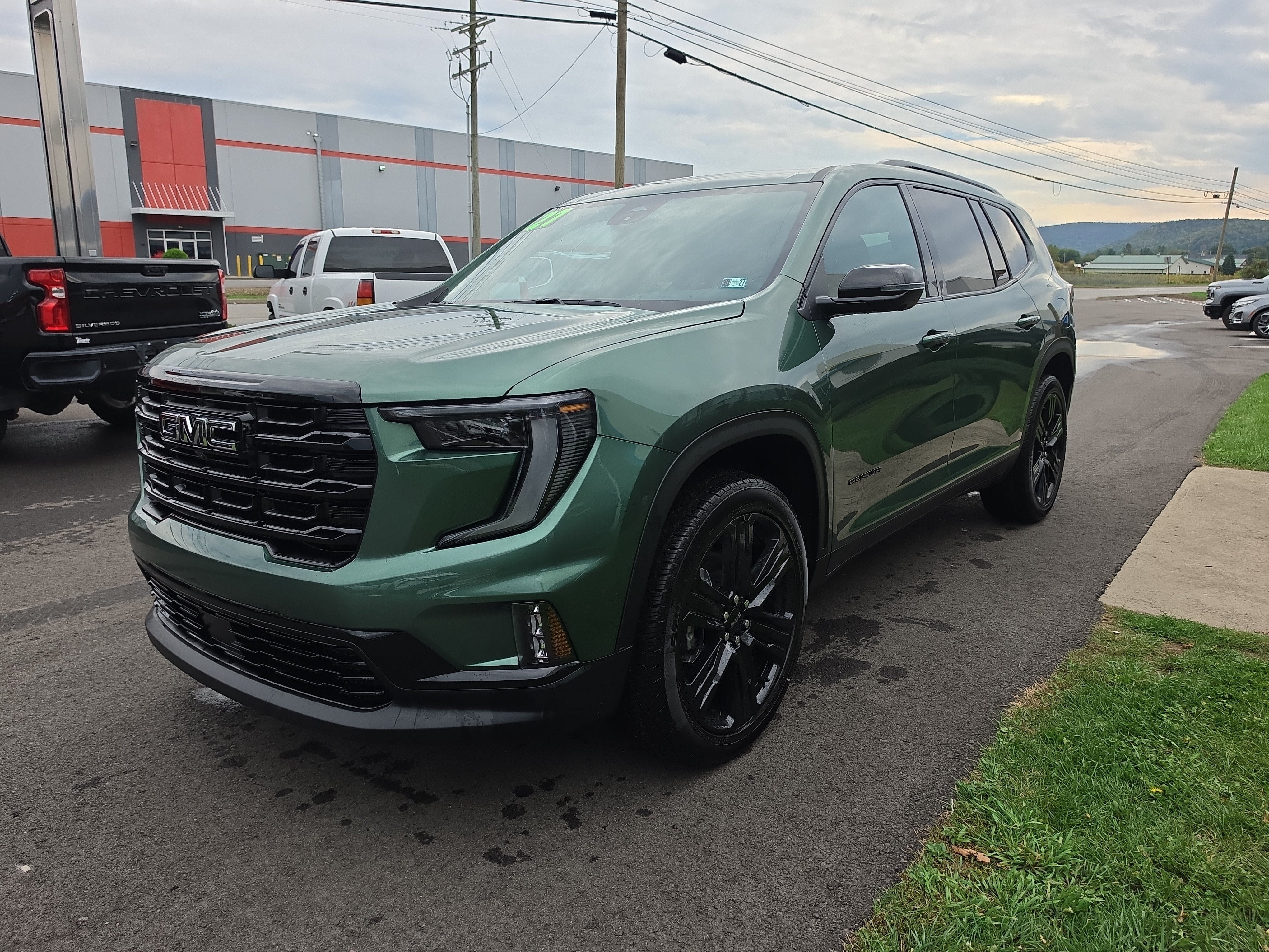 2027 GMC Acadia Elevation