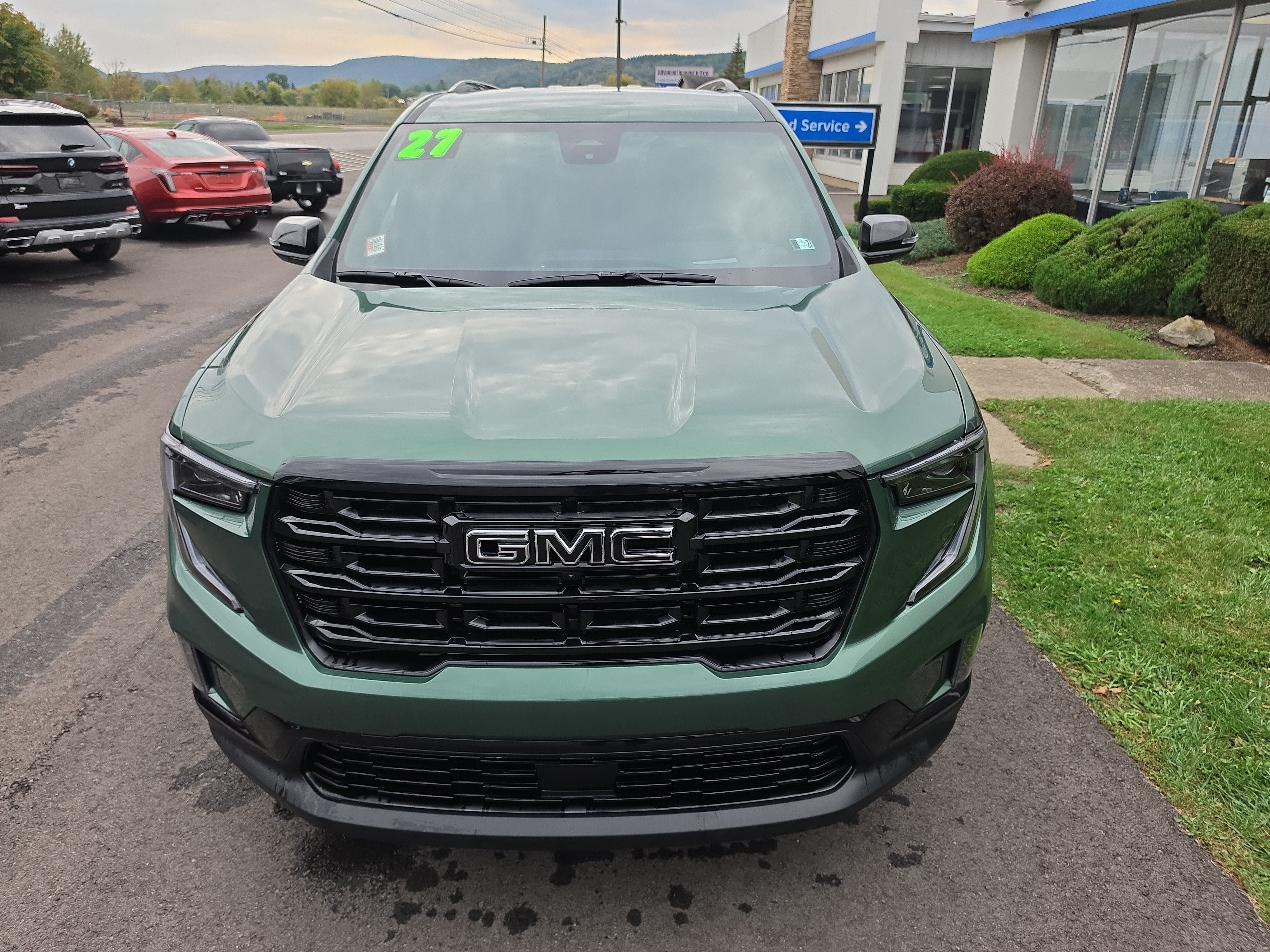 2027 GMC Acadia Elevation