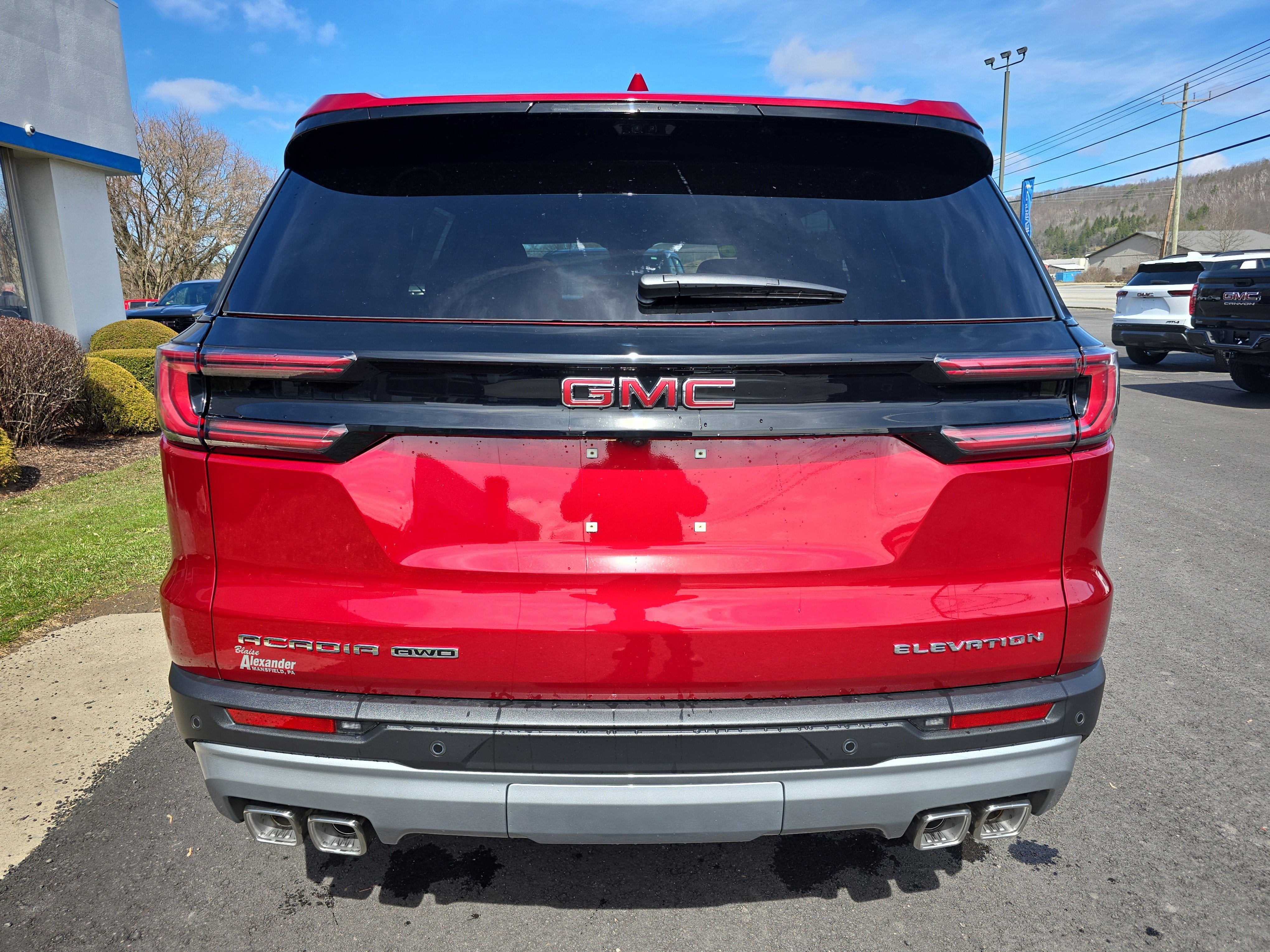 2026 GMC Acadia Elevation