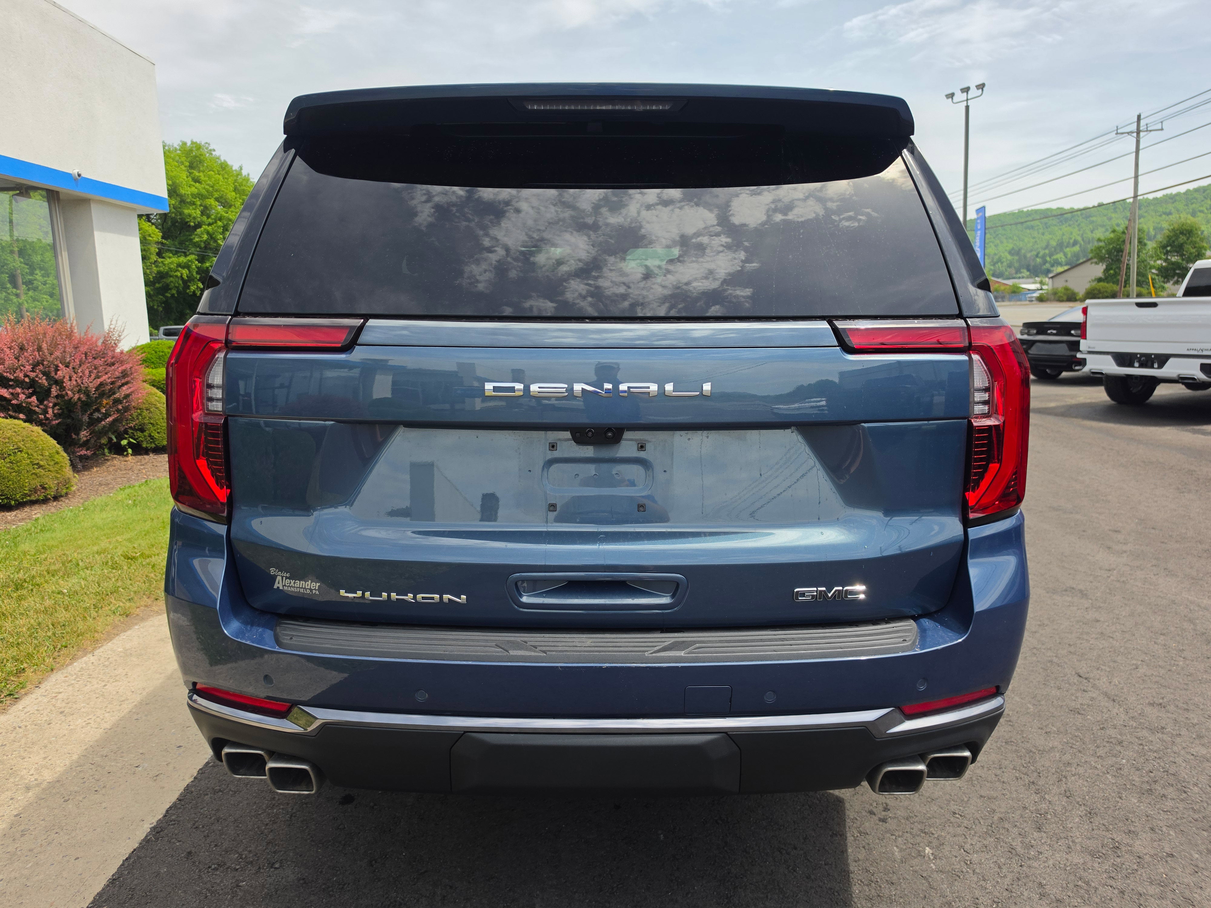 2025 GMC Yukon Denali Ultimate