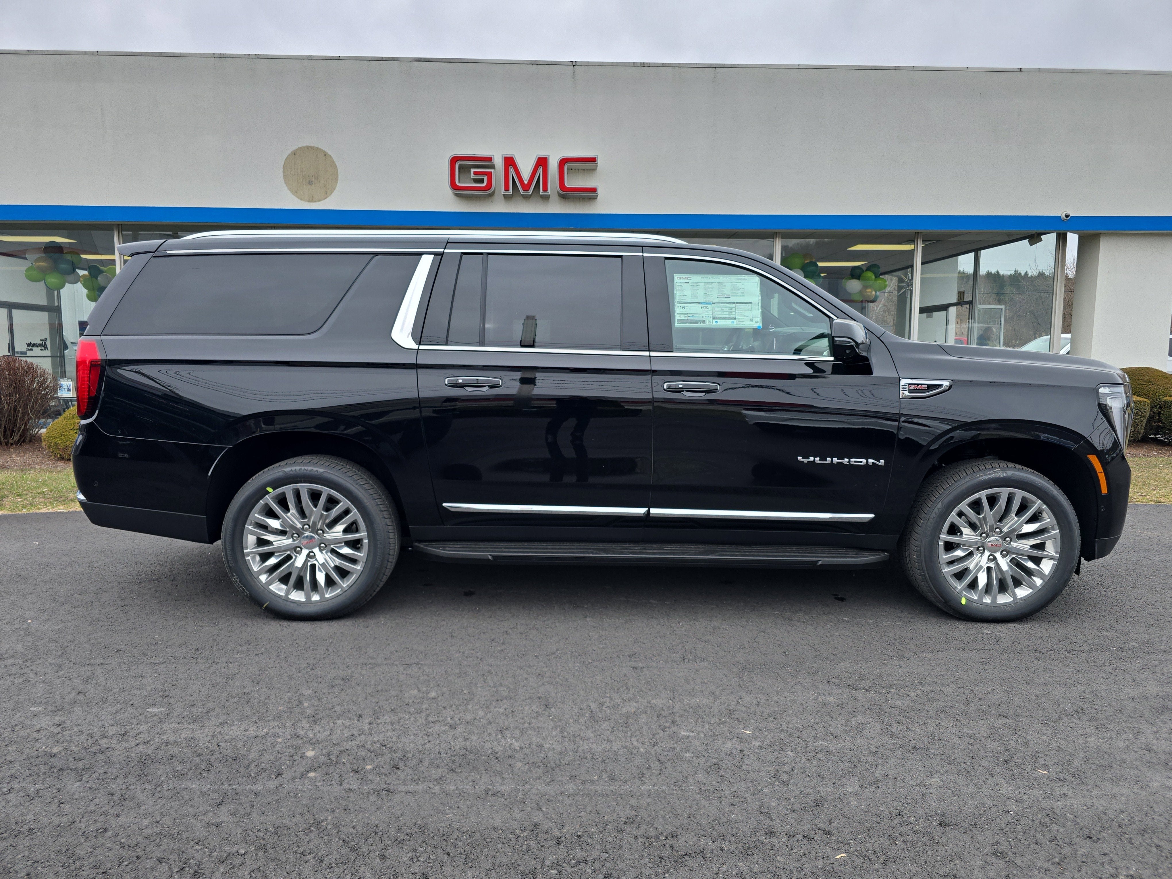 2026 GMC Yukon XL Elevation