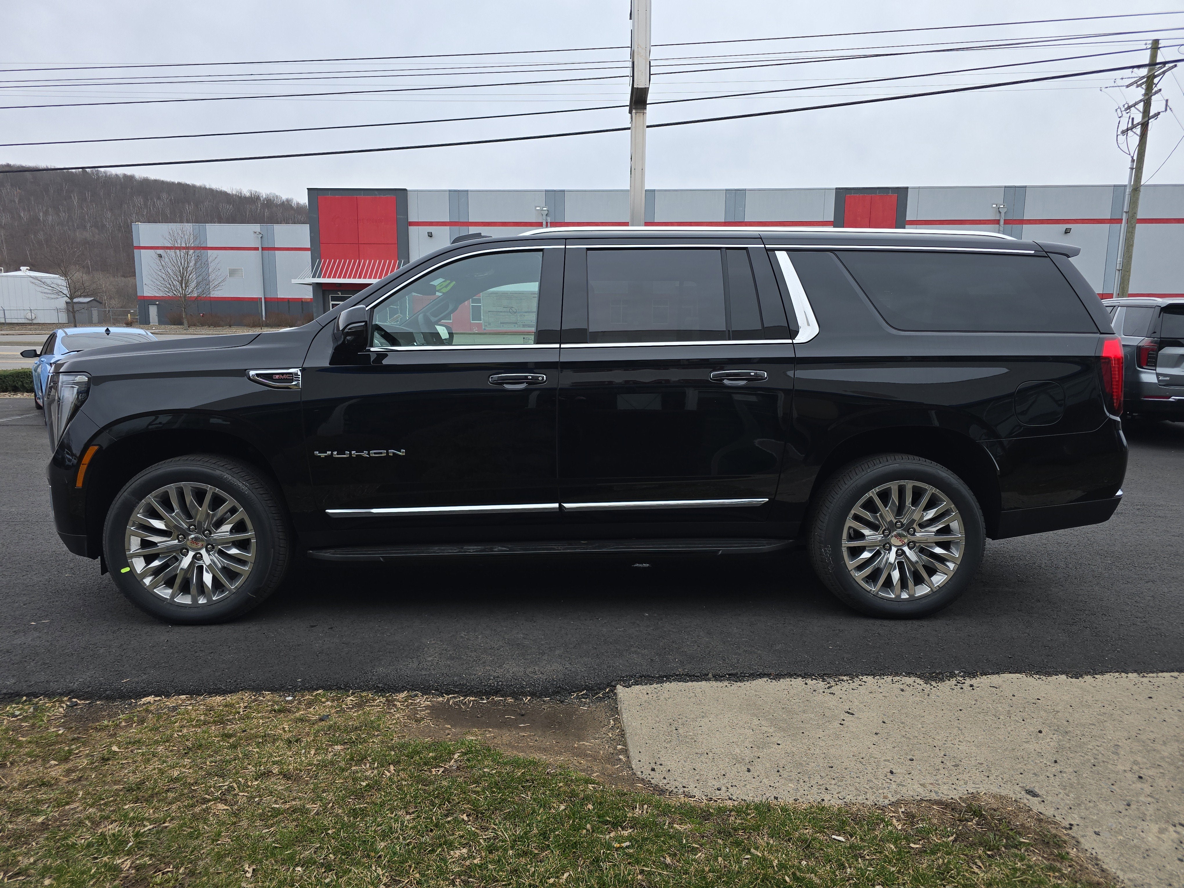 2026 GMC Yukon XL Elevation