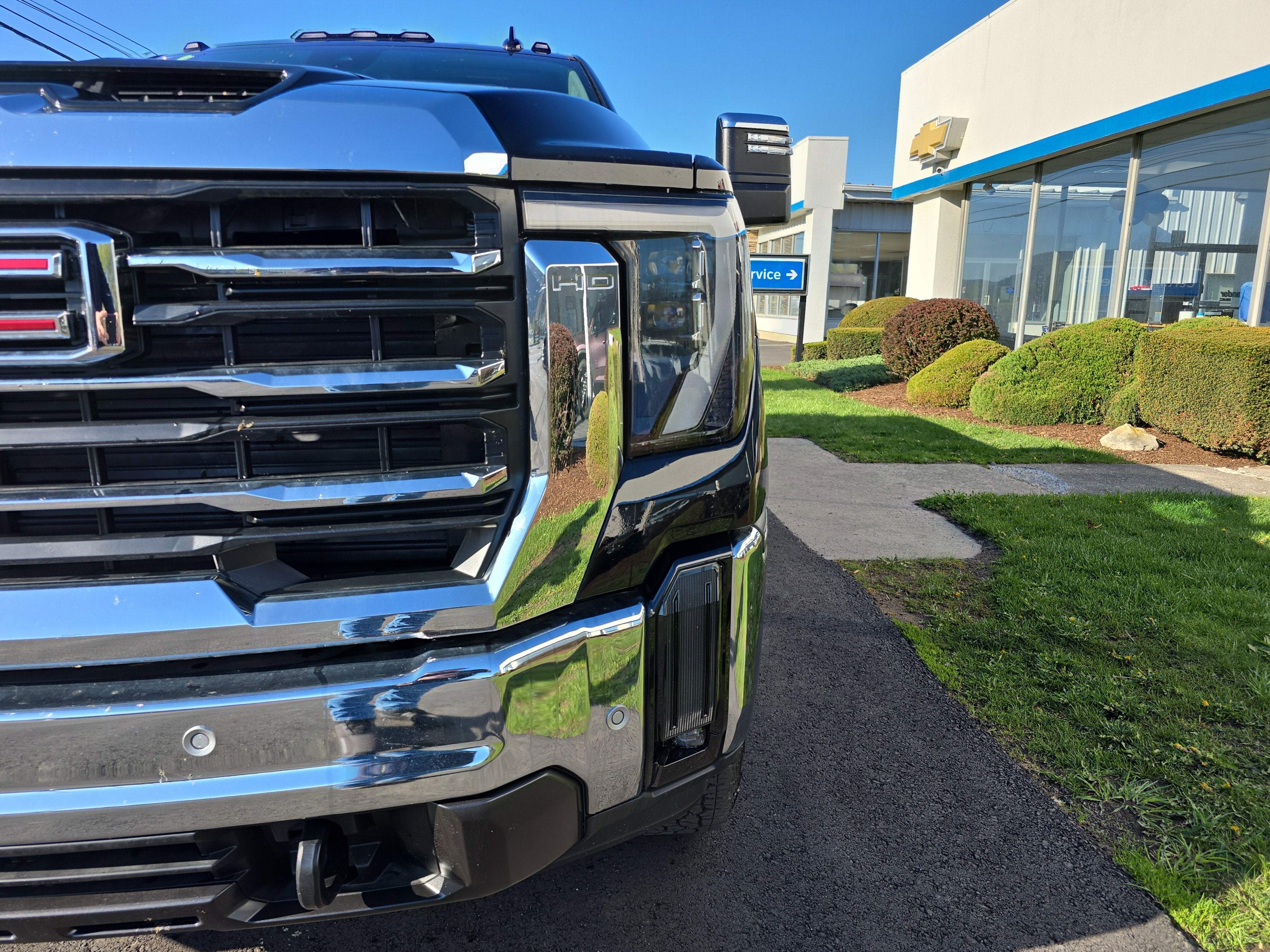 2026 GMC Sierra 2500HD SLT - Photo 10