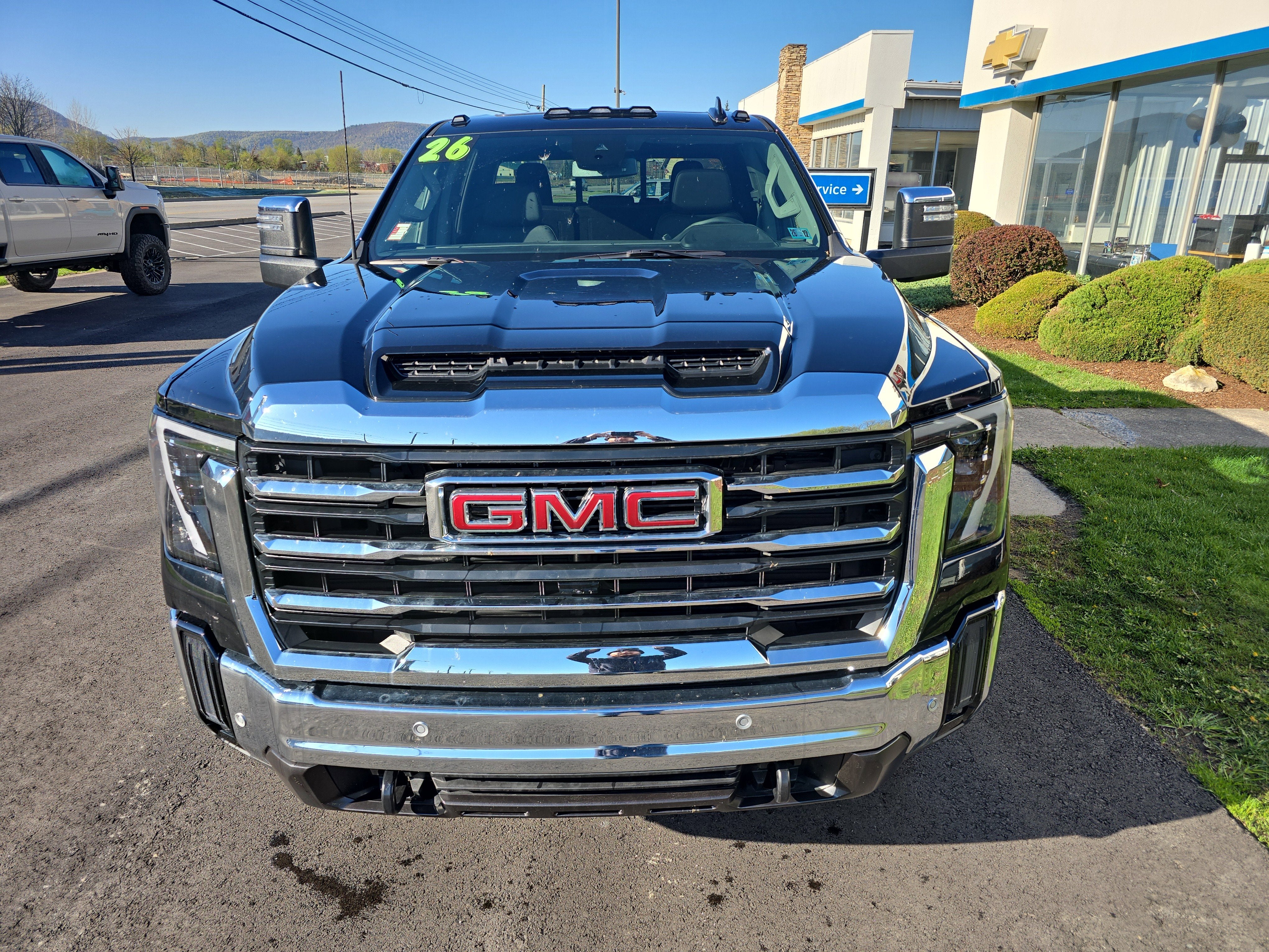 2026 GMC Sierra 2500HD SLT - Photo 9