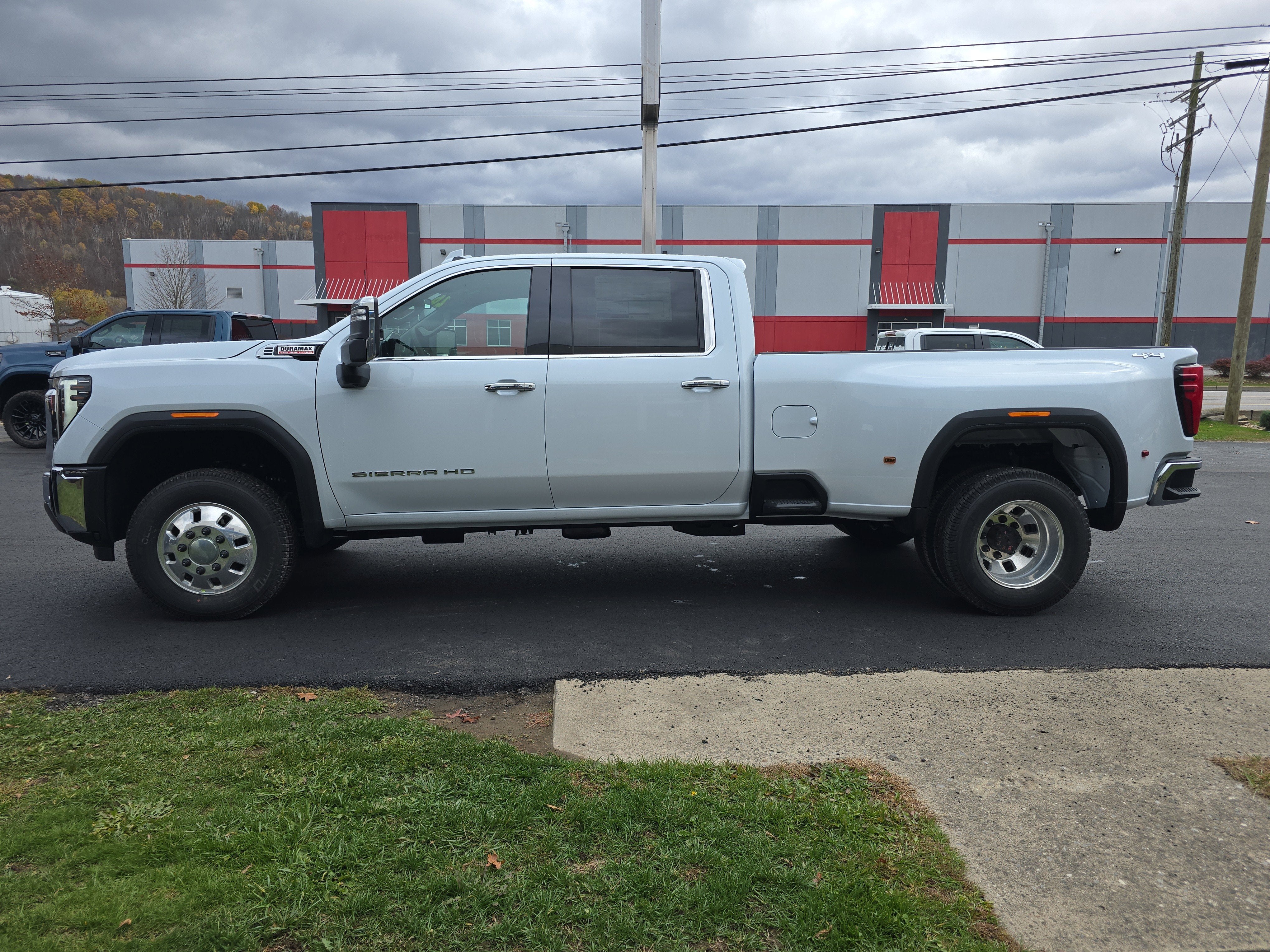 2026 GMC Sierra 3500 HD SLT DRW