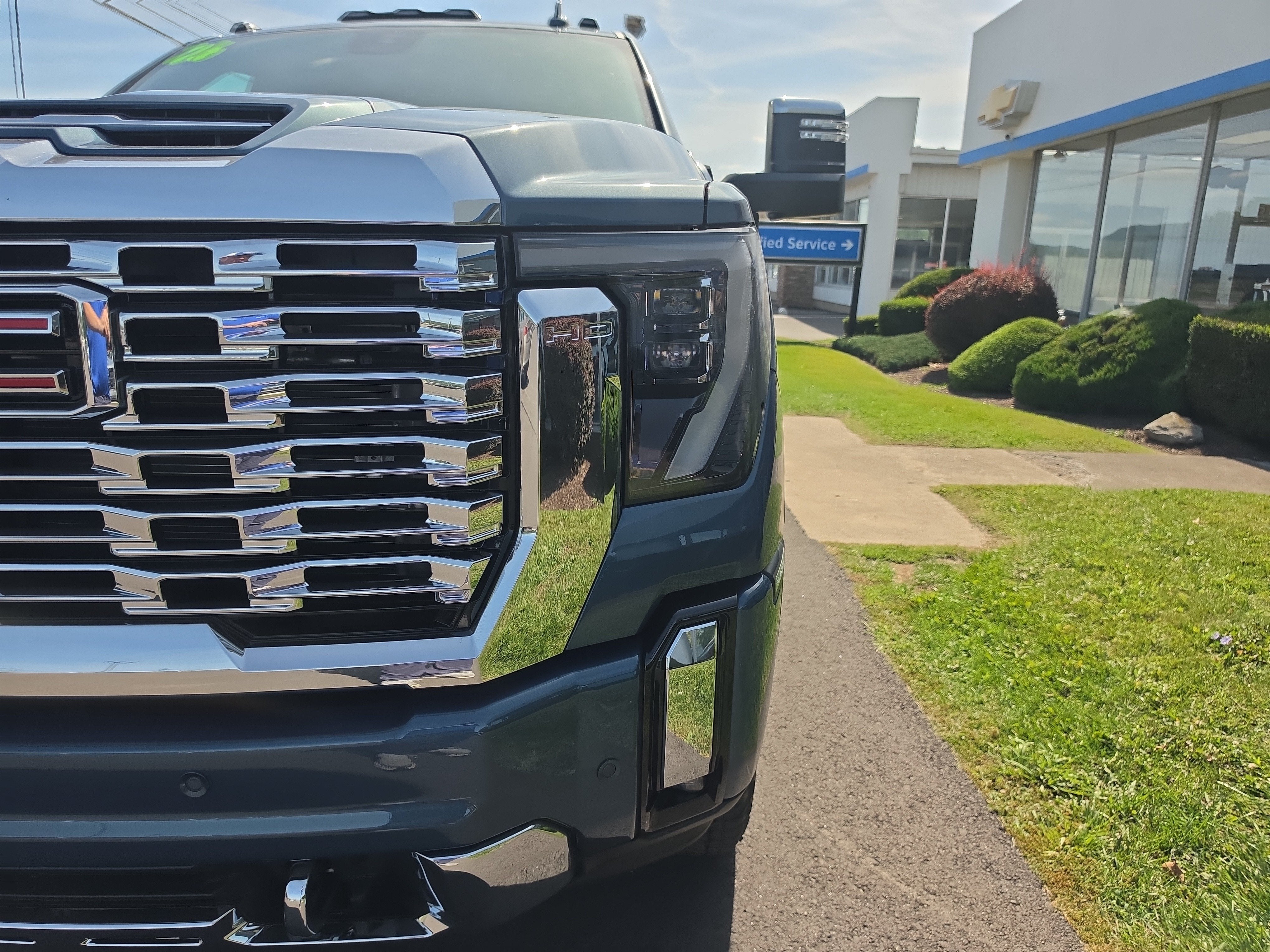 2026 GMC Sierra 3500 HD Denali