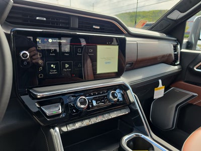 2026 GMC Sierra 3500 HD Denali Ultimate DRW