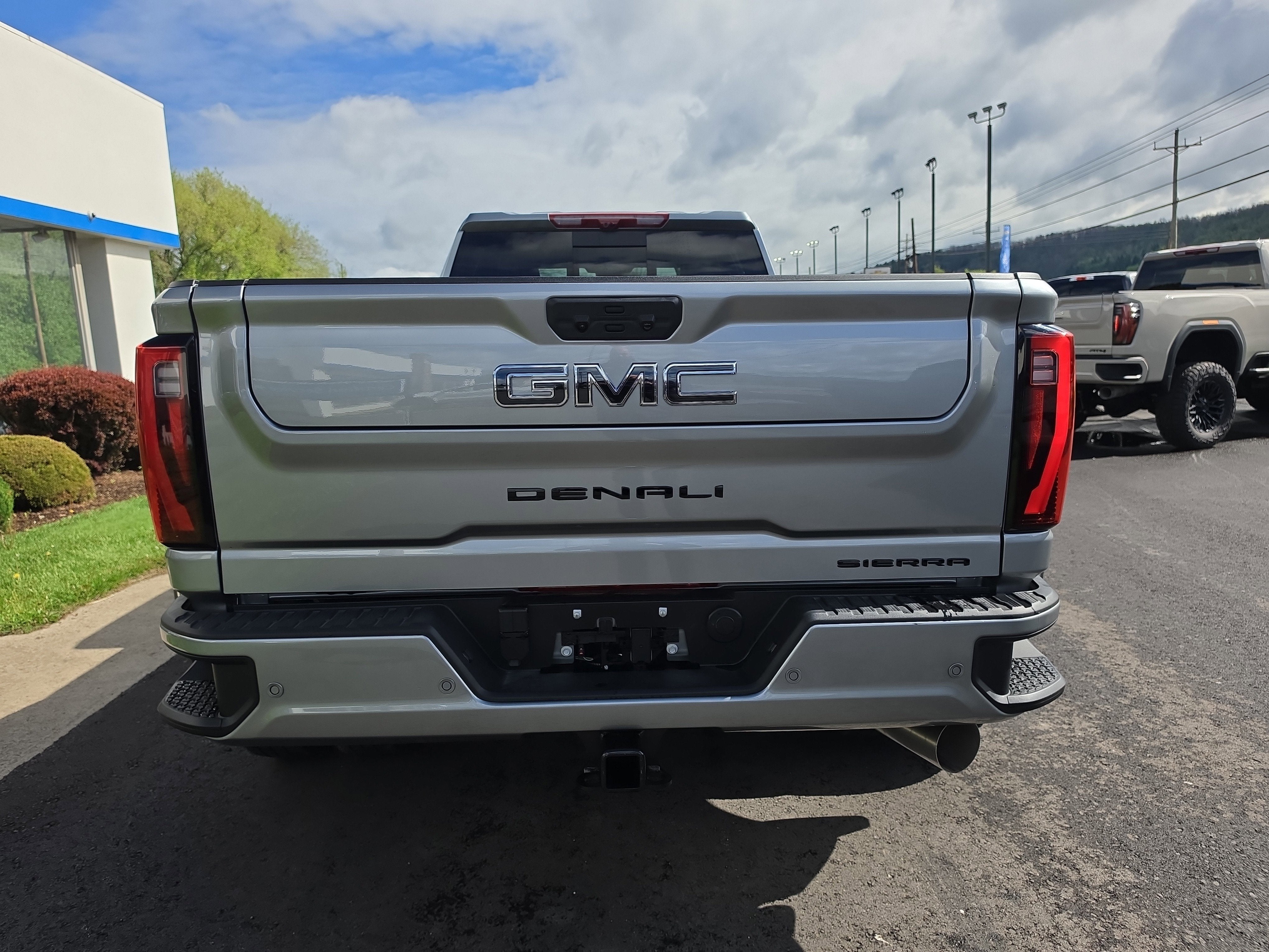 2026 GMC Sierra 3500 HD Denali Ultimate DRW